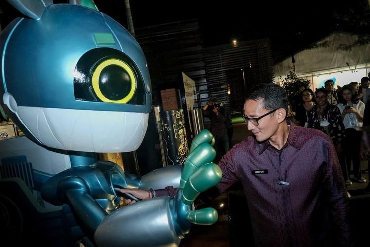 観光・創造経済大臣 Sandiaga Uno、Art Jakarta Gardensを訪問