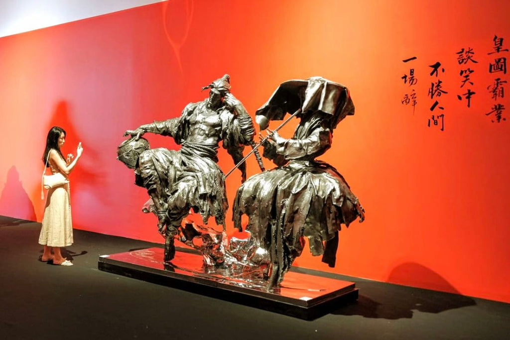 シンガポール現代美術館、Ren Zhe による武術彫刻展を開催