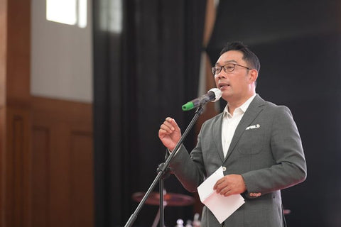 Ridwan Kamil（西ジャワ州知事）、西ジャワのアーティストと中小企業を招き、イノベーションを促進させる