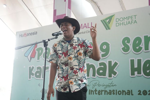 「Pentas Seni Panggung Anak Hebat」を通じて、LPM Dompet Dhuafaが才能ある障がい者にスペースを提供